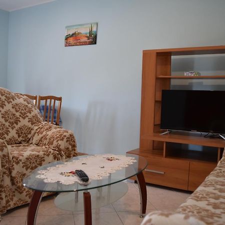Apartment Vera Štinjan Esterno foto